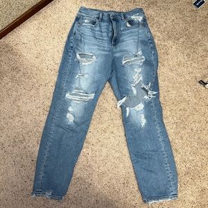 American Eagle Curvy Mom Jeans